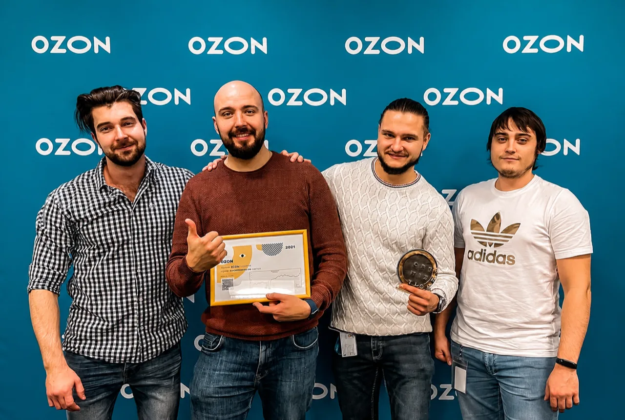 OZON — премия «Лидер в поиске» 2021